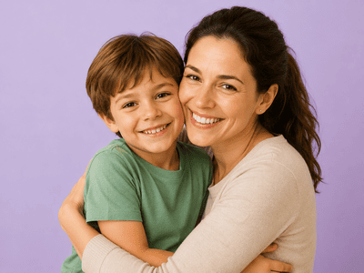 MAMAHIJO Dos niños con comportamientos similares en contextos emocionales distintos